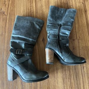 Steve Madden Blue Grey Leather Wedge Boots Size 7